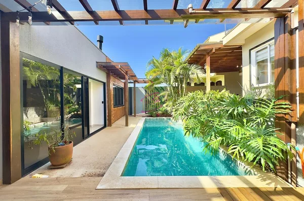 SOBRADO NO CONDOMINIO RESIDENCIAL GRAMADO II