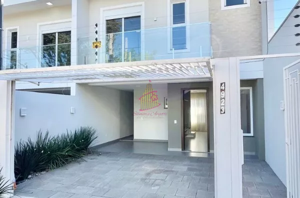 SOBRADO NO BAIRRO CANADÁ EM CASCAVEL PR 