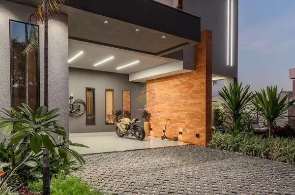 SOBRADO EM CONDOMÍNIO FECHADO EM CASCAVEL PR