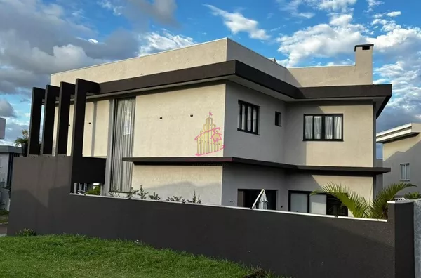 LINDO SOBRADO COM PISCINA!!!