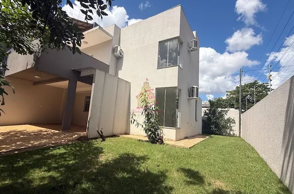 SOBRADO NO COQUEIRAL CASCAVEL\PR