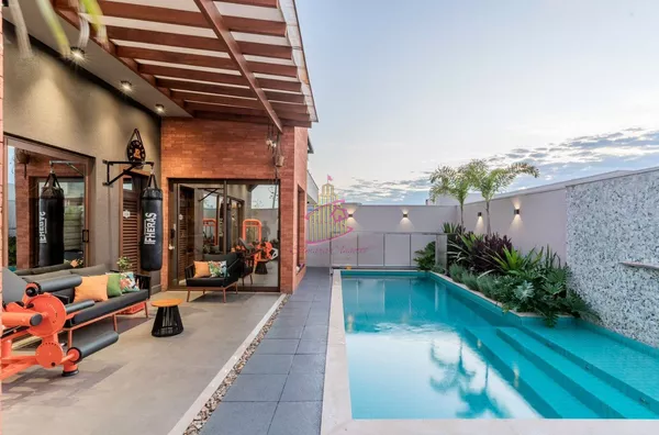 SOBRADO EM CONDOMÍNIO FECHADO EM CASCAVEL PR