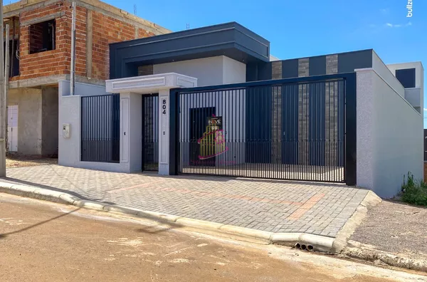 LINDA CASA TÉRREA COM PISCINA!!!