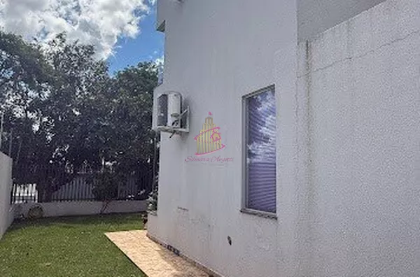 SOBRADO NO COQUEIRAL CASCAVEL\PR