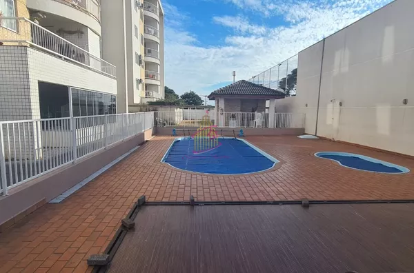 APARTAMENTO NO RESIDENCIAL GRAND CLUB COM 02 VAGAS DE GARAGEM !