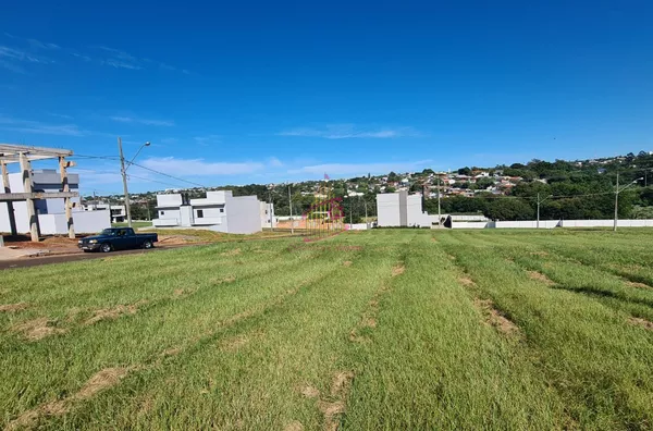 LOTE NO CONDOMÍNIO COLINA DO LAGO!!