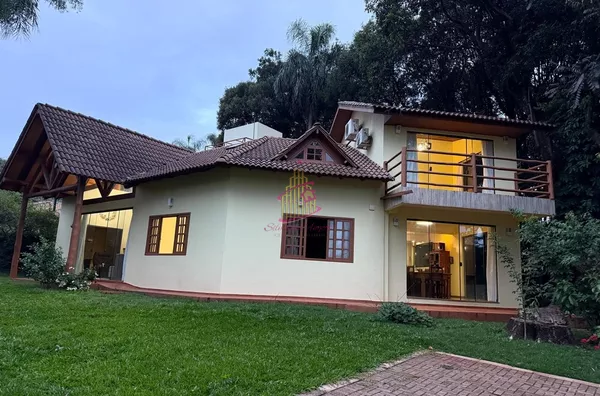 PORTAL DO VALE : SOBRADO EM CONDOMÍNIO /CASA DE CAMPO 