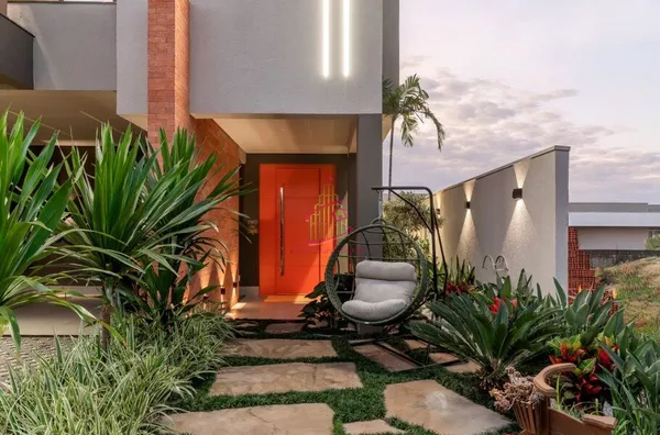 SOBRADO EM CONDOMÍNIO FECHADO EM CASCAVEL PR