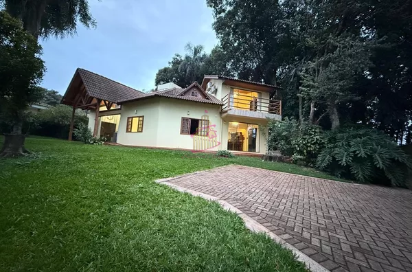 PORTAL DO VALE : SOBRADO EM CONDOMÍNIO /CASA DE CAMPO 