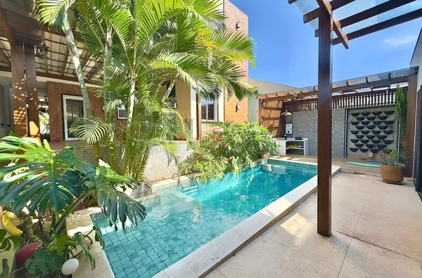 SOBRADO NO CONDOMINIO RESIDENCIAL GRAMADO II