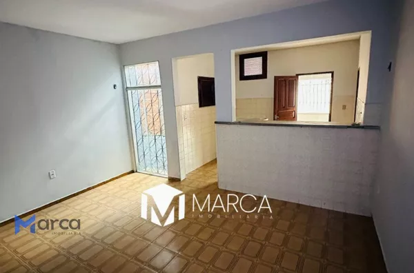 Casa para venda e aluguel, 2 quarto(s),  Centro, Maranguape