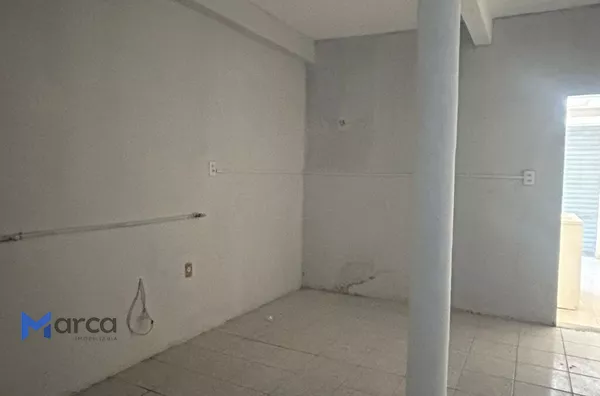 CASA E COMERCIO PARA  VENDA EM MARACANAÚ/JEREISSATI I