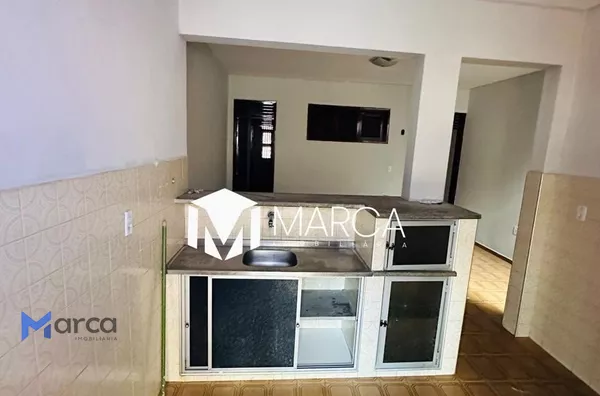 Casa para venda e aluguel, 2 quarto(s),  Centro, Maranguape