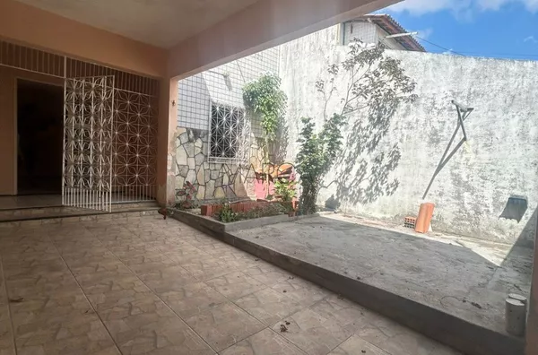 CASA E COMERCIO PARA  VENDA EM MARACANAÚ/JEREISSATI I - Foto 4