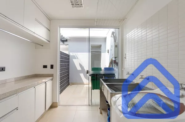 Sobrado Alto Padrão à Venda | Jardim Bela Vista – Maringá