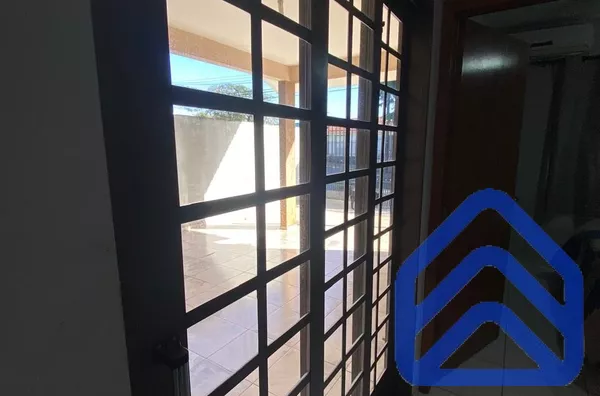 Casa com Edícula e Piscina no Hermanns Moraes – Maringá