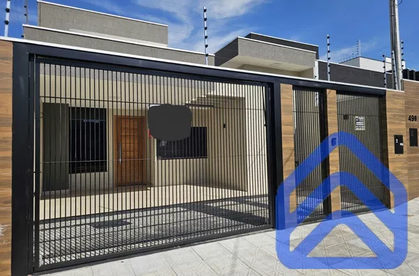 Casa de Alto Padrão à Venda no Bom Jardim, Maringá – 3 Quartos