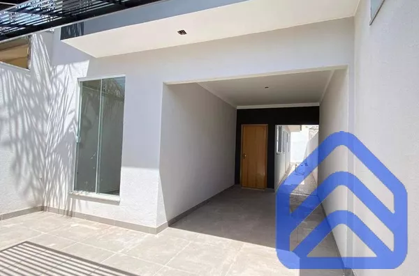 Casa semimobiliada para alugar no Centro de Paiçandu