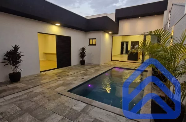 Casa Térrea Luxo 3 Suítes e Piscina – Jardim Itália Maringá