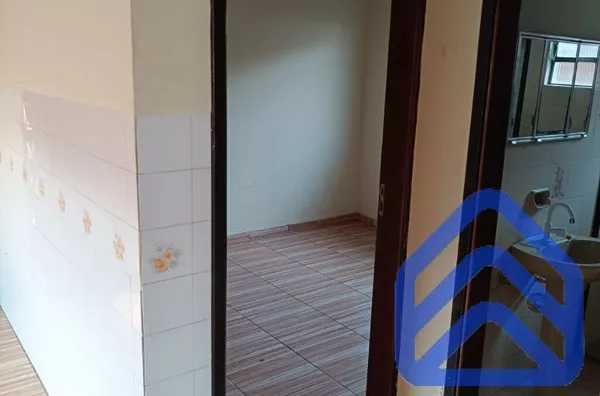 CASA À VENDA NO JARDIM PANORAMA - FLORESTA