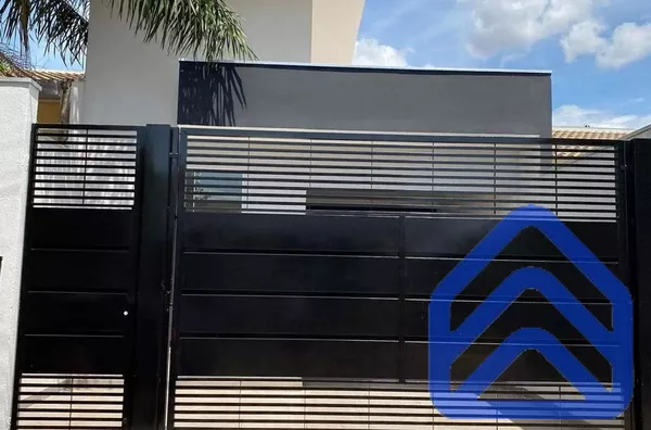 Casa semimobiliada para alugar no Centro de Paiçandu