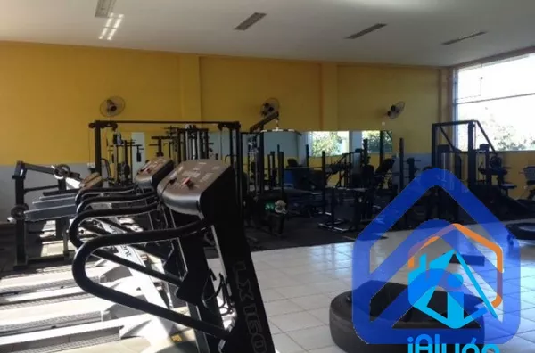 Kitnet 45 m² para alugar na Av. Guedner | Maringá