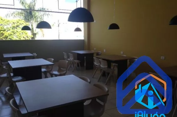 Kitnet 45 m² para alugar na Av. Guedner | Maringá