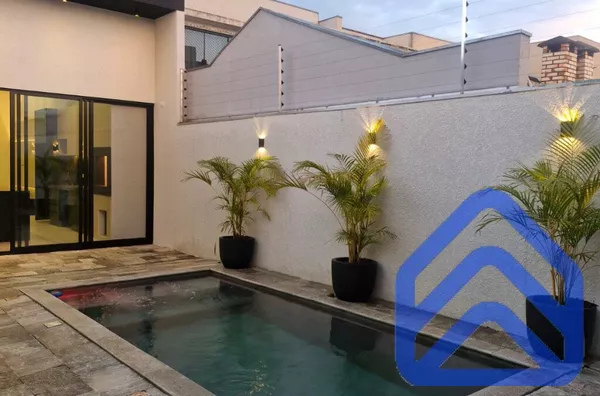 Casa Térrea Luxo 3 Suítes e Piscina – Jardim Itália Maringá