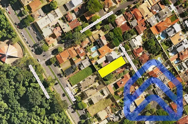 Terreno à venda na Zona 02 – Maringá – 653 m² | Azulimob