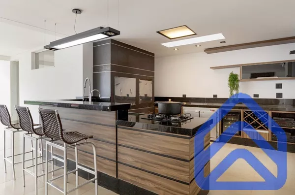 Sobrado Alto Padrão à Venda | Jardim Bela Vista – Maringá