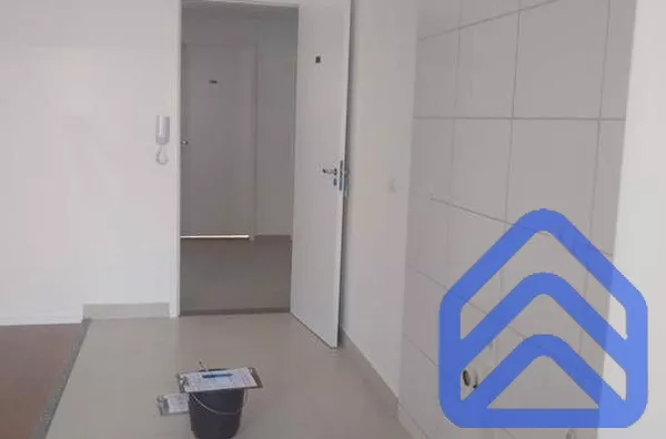 APARTAMENTO À VENDA – CONDOMÍNIO VILLAGIO AZALEIA | MARINGÁ-PR