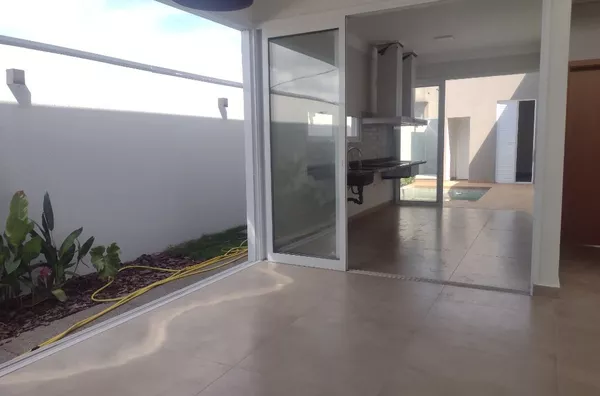 RESIDENCIAL FLORATTA CASA TERREA