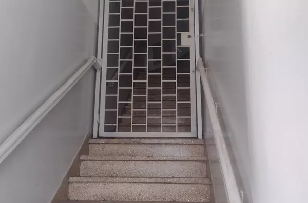 AP SOBRE LOJA COM QUINTAL SEM GARAGEM