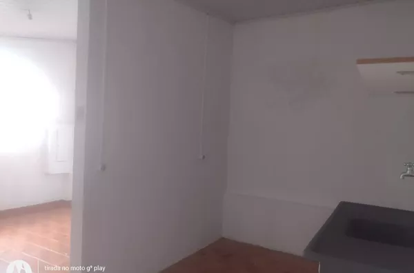 CASA 1 DORMITÓRIO SEM GARAGEM