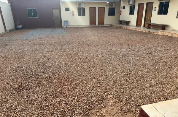 Hottel, possui 16 apartamentos,  todos com ar-condicionado, tv, frigobar, armário e cama, Vale Dos Carajás, Canaã Dos Carajás