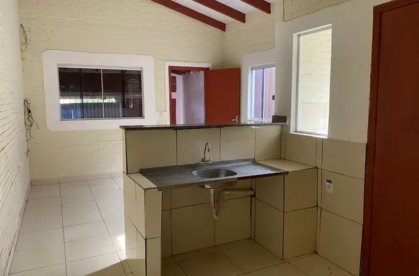 Casa para venda, com ótima localização, 3 quartos sendo 1 suíte, no bairro Estancia Feliz II em Canaã dos Carajás