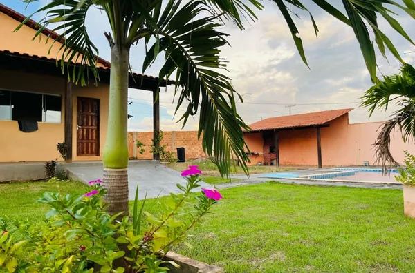 Chácara para aluguel, dispõe de 2 quarto(s) sendo 01 suite, sala, cozinha, área gourmet, Poço artesiano, Piscina com Hidromassagem, Sistema de câmeras e Wifi,  Chacreamento Imperial - Canaã Dos Carajás