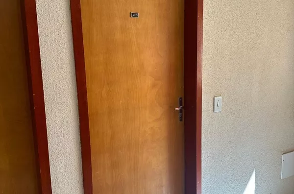 Cobertura disponivel para locação no Cond. Resid. Tarsicio Schettino II, possui 02 quartos, sendo 01 suites, sala, cozinha, 02 banheiro social, área de serviço, varanda, sacada, área de lazer com piscina, Vale do Sossego Canaã dos Carajás/PA