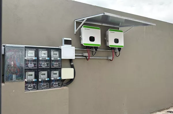 Flat para locação no bairro Monte Castelo, em Canaã dos Carajás, com aproximadamente 40 m², composto por 1 quarto, sala/cozinha, banheiro, área de serviço e garagem sem cobertura. O imóvel conta ainda com poço artesiano e sistema de energia solar. - Foto 9