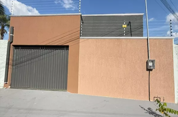 Casa para aluguel,  possui 2 (dois) quartos sendo 1(uma) suíte, sala de estar, cozinha, banheiro social, área de serviço e garagem, Vale Do Sossego, Canaã Dos Carajás