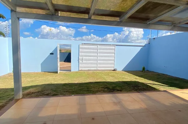 Casa para Aluguel – Canaã dos Carajás, Excelente oportunidade no bairro Nova Canaã II!  3 quartos, sendo 1 suíte  Sala confortável e bem iluminada  Cozinha funcional  1 banheiro social  Área de serviço.