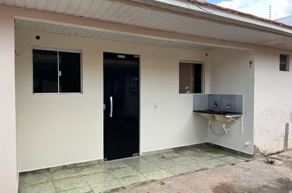 Kitinete / conjugados para aluguel, 1(uma) sala e 1(um) quarto com banheiro, área de serviço externa, entrada compratilhada, ouro preto Canaã dos Carajás