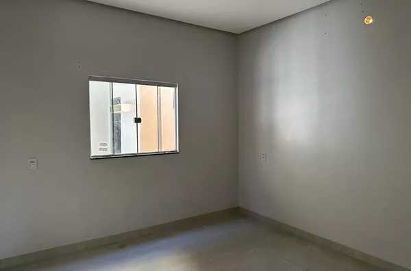 CASA DISPONÍVEL PARA VENDA, 03(três) quartos sendo 01 (uma) suíte, sala, cozinha, portão eletrônico, cerca elétrica, Flor De Liz I, Canaã Dos Carajás