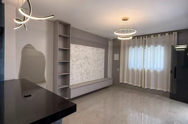 CASA COM PISCINA DISPONÍVEL PARA ALUGUEL. Dispõe de 3 (três) quartos sendo 1 (uma) suíte, sala ampla, cozinha,  Vale Dos Sonhos III, Canaã Dos Carajás
