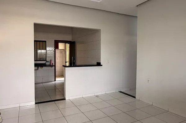 Casa para aluguel, 3 quartos sendo 1 suíte, garagem coberta 2 vagas. Valor acessível. - Foto 5