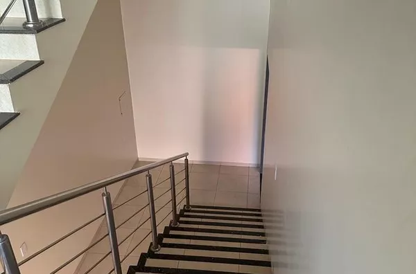 Apartamento disponível, com ótima localização, 03 quarto(s), sendo 01 suíte, sala, cozinha, área de serviço e garagem, Bairro Montes Belos, Canaã dos Carajás-PA. - Foto 2
