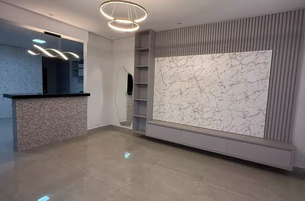 CASA COM PISCINA DISPONÍVEL PARA ALUGUEL. Dispõe de 3 (três) quartos sendo 1 (uma) suíte, sala ampla, cozinha,  Vale Dos Sonhos III, Canaã Dos Carajás