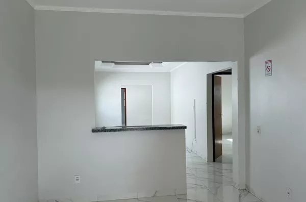 Casa para venda,  possui 04 (quatro) quartos sendo 01 (uma) suite, sala, cozinha, banheiro social e área de serviço, está apta a financiamento, Nova Canaã, Canaã Dos Carajás