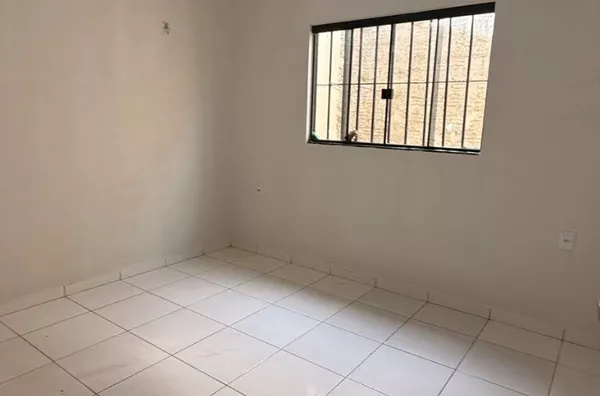 Casa para aluguel, 3 quartos sendo 1 suíte, garagem coberta 2 vagas. Valor acessível. - Foto 14