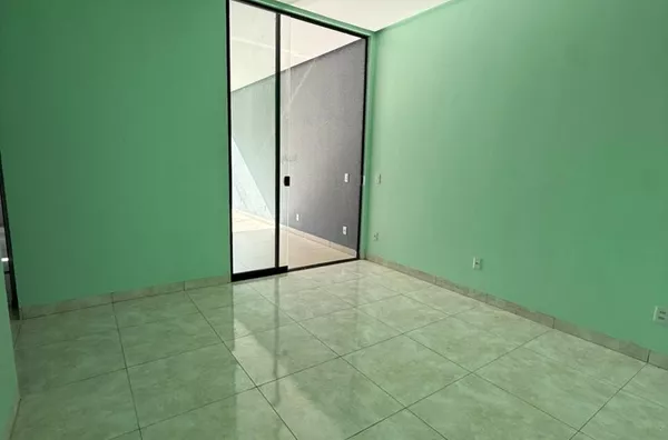 Casa para aluguel,  possui 2 (dois) quartos sendo 1(uma) suíte, sala de estar, cozinha, banheiro social, área de serviço e garagem, Vale Do Sossego, Canaã Dos Carajás